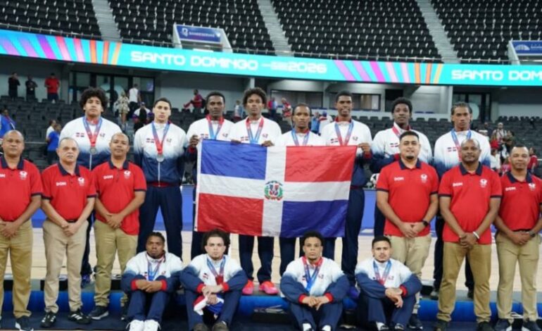 RD gana plata tras caer ante Puerto Rico en baloncesto