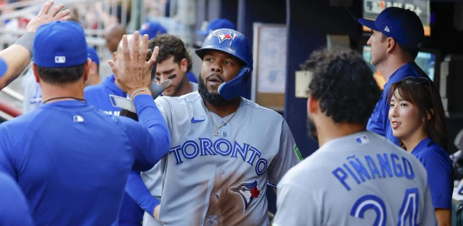¡Vlad Jr. regresa con fuerza! El dominicano dispara dos hits ante los Yankees