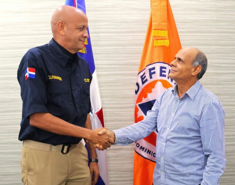Defensa Civil y COE fortalecen coordinación ante emergencias