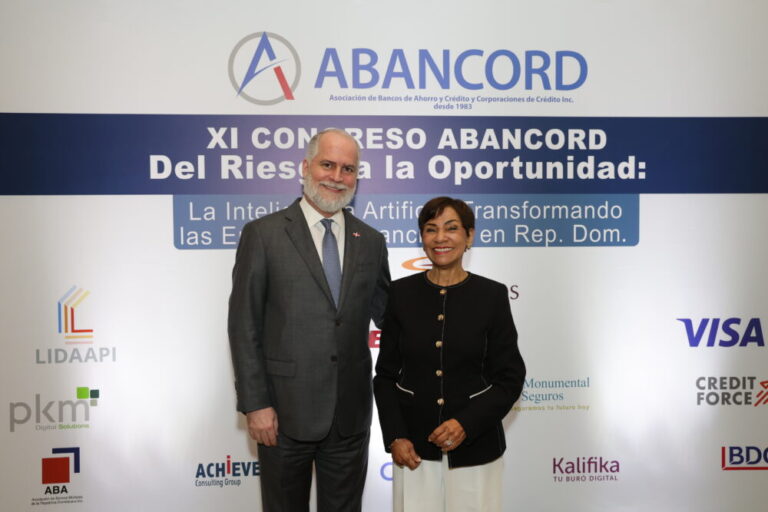ABANCORD reconoce gestión de Alejandro Fernández en la SB