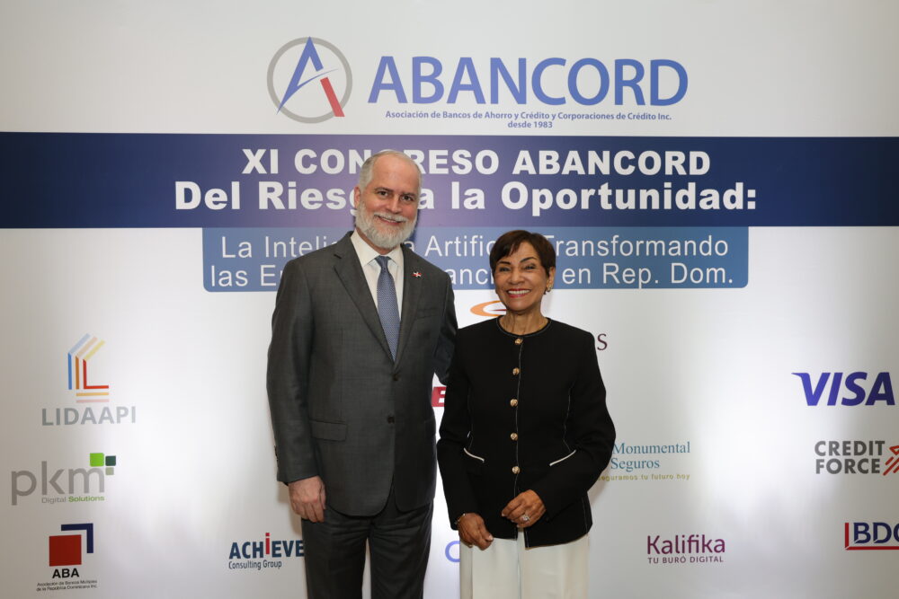 ABANCORD reconoce gestión de Alejandro Fernández en la SB