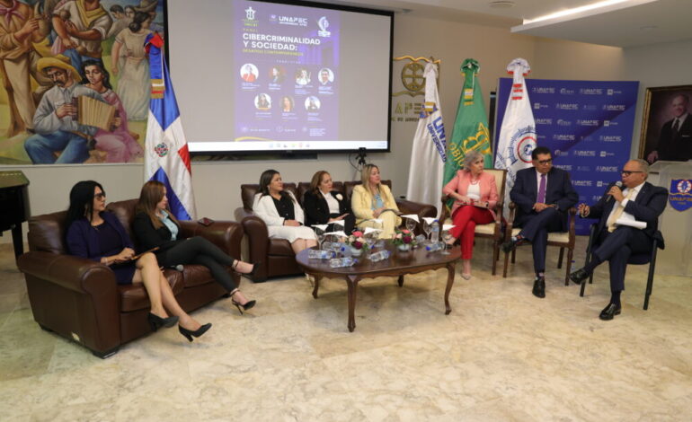 UNAPEC analiza retos de la cibercriminalidad