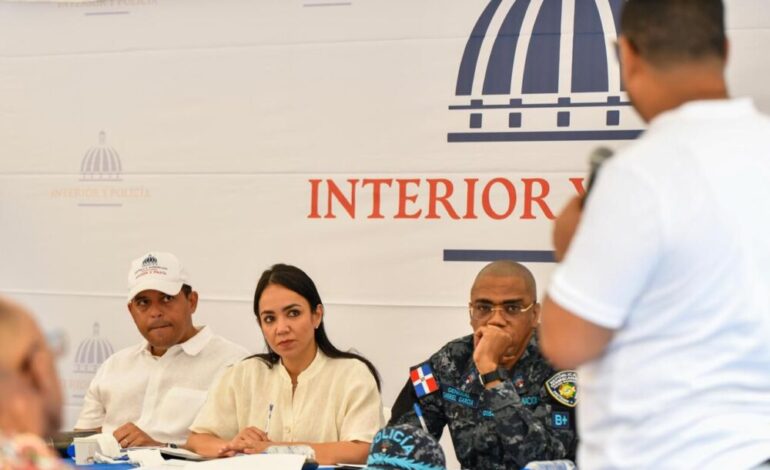 Faride Raful supervisa avances del plan de seguridad en Villas Agrícolas