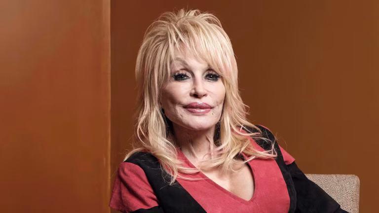Muere Dolly Parton, leyenda de la música country