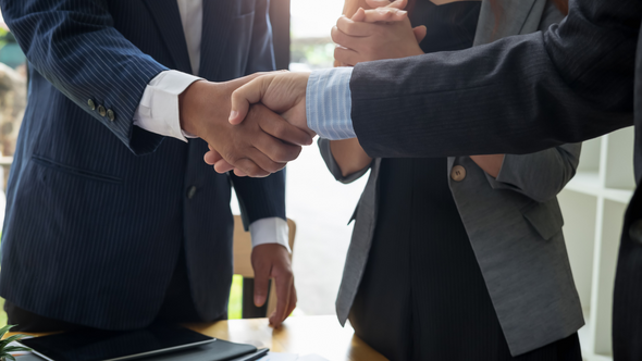 Político y empresario: dos formas distintas de ejercer el poder