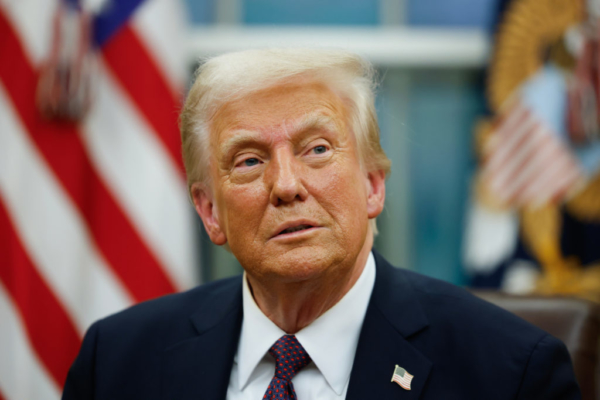 Trump frena ataque a Irán tras posible acuerdo