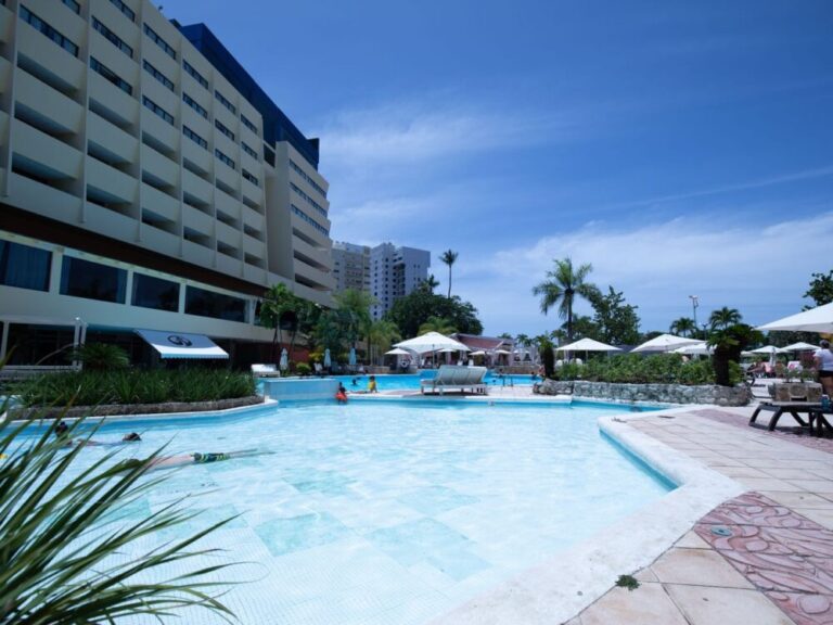 Dominican Fiesta Hotel celebra 35 años con promoción especial