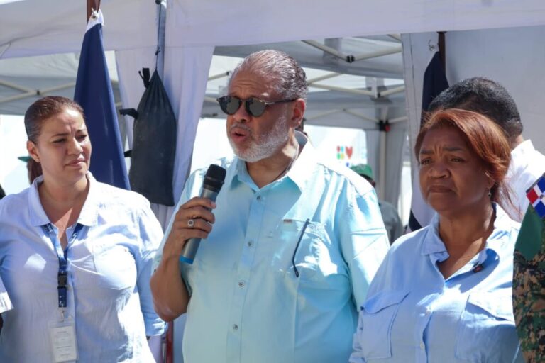 DGDC y Ejército realizan jornada social en Las Maguanas