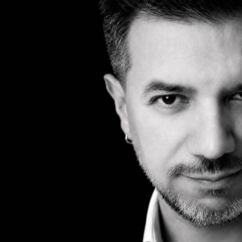 Jota Gé presenta “Unplugged”, un álbum íntimo de 13 canciones