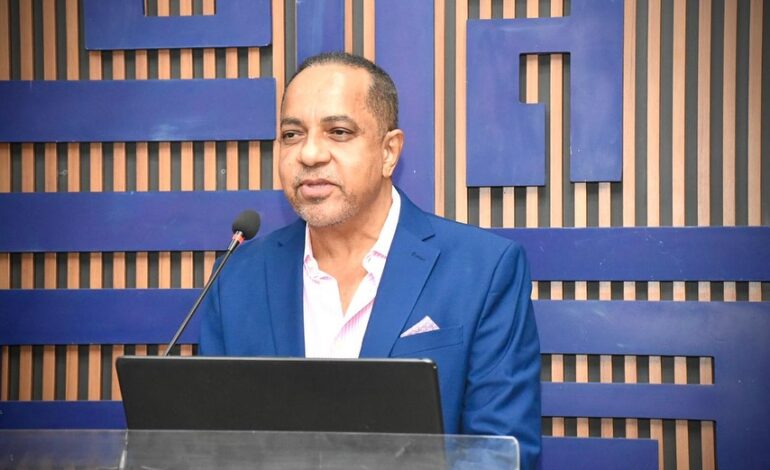 Carlos de los Santos Romano gana elecciones del Núcleo de Ingenieros Químicos del CODIA