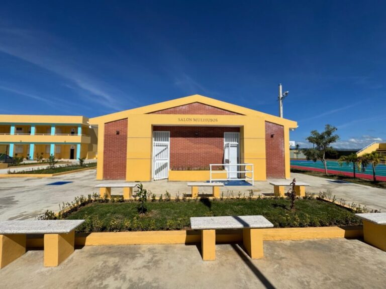MINERD incorpora más de 1,200 aulas nuevas y trabaja en el mantenimiento de 1,342 planteles