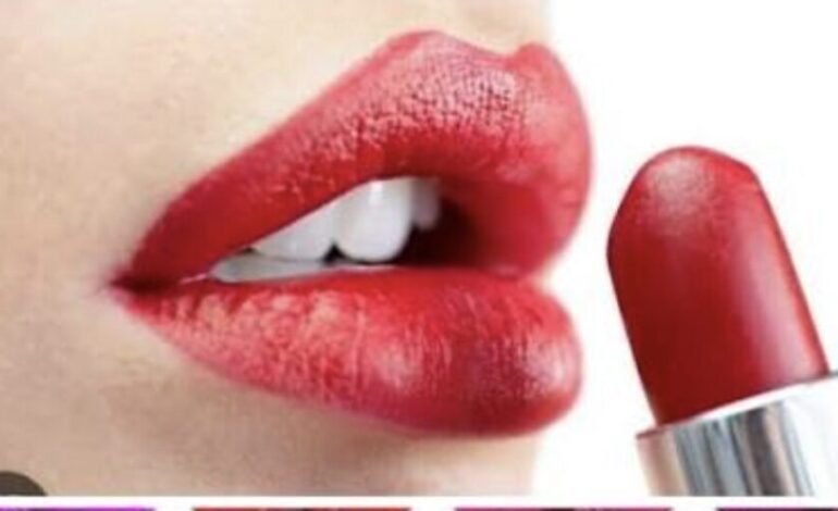 Entre tonos de labial y decisiones de pareja