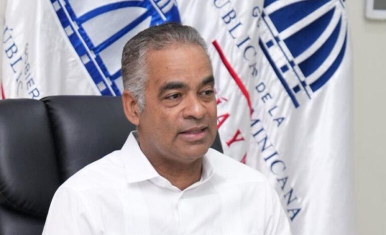 Joel Santos asume el CUED y Gabinete de Energía
