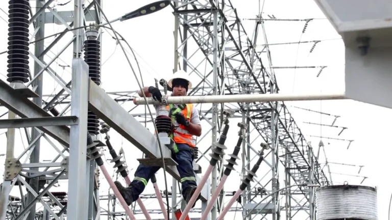 Edeeste anuncia cortes de luz este viernes en Santo Domingo Este