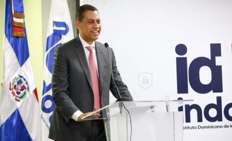Guido Gómez Mazara: proyecto de Ley de Comunicaciones está en Presidencia