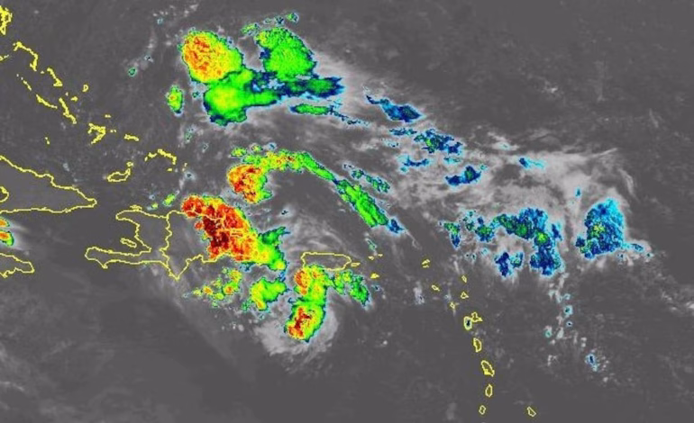 Onda tropical aumentará las lluvias este martes en varias provincias de RD