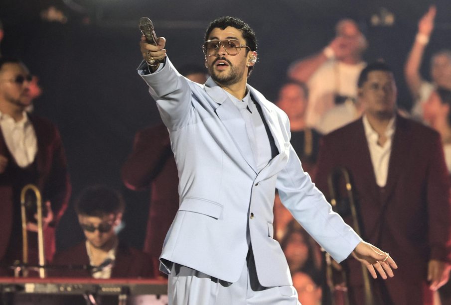 Bad Bunny lleva esperanza a Puerto Rico