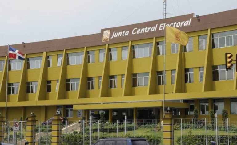 JCE pone condiciones a quienes buscan crear nuevos partidos políticos