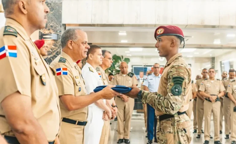 Fuerzas especiales dominicanas parten a Paraguay para representar al país en Fuerza Comando 2026