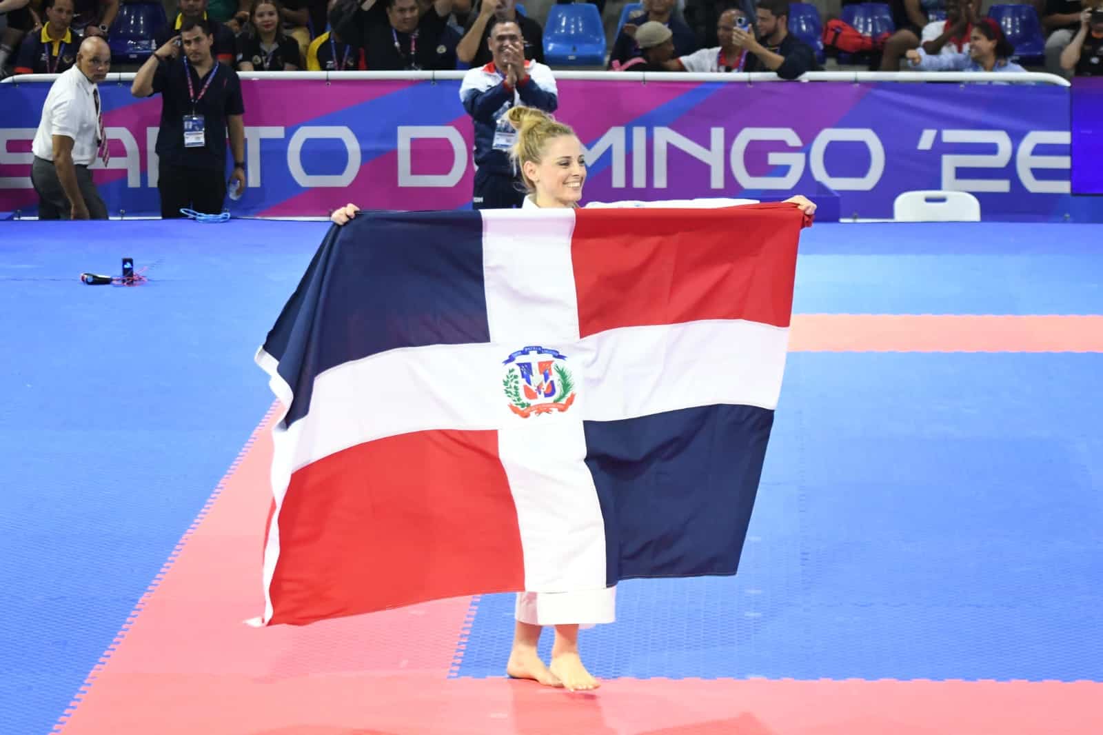 La última presentación de María Dimitrova termina en oro