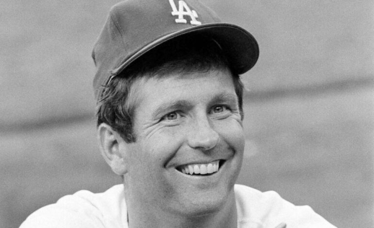 Muere Tommy John, el lanzador que cambió el béisbol para siempre