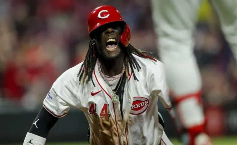 Elly De La Cruz hace historia con los Rojos al completar el 30-30
