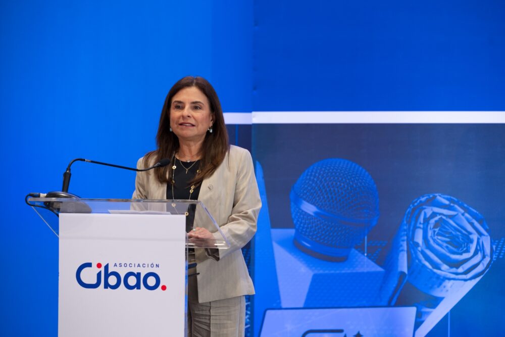 Asociación Cibao analiza retos de la IA para el periodismo