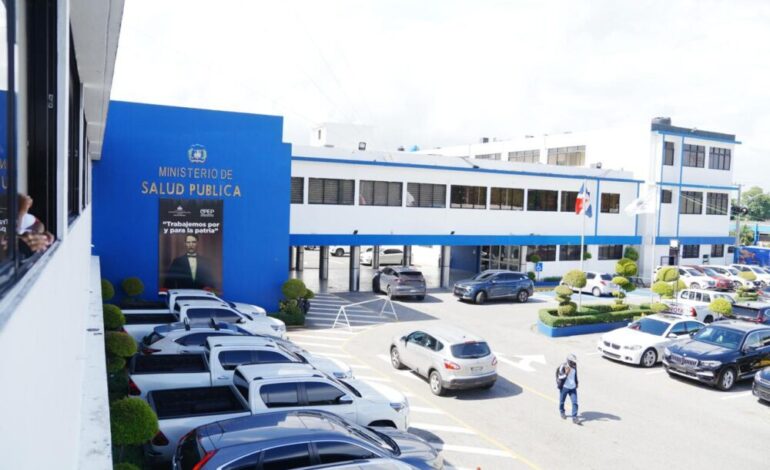 Salud Pública interviene ocho hospitales por mortalidad materno-infantil