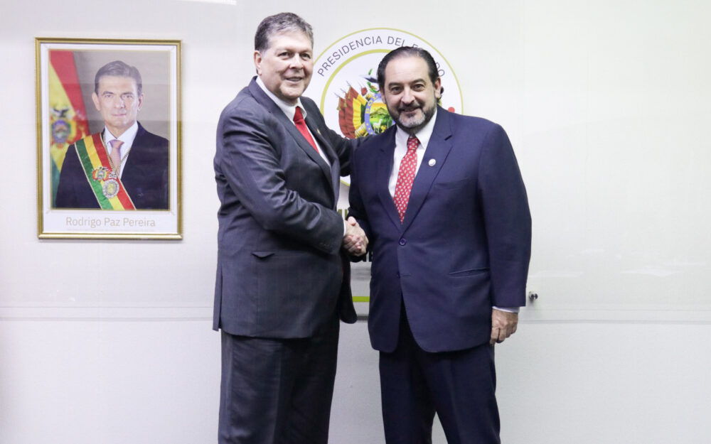 Bolivia y OLACDE definen agenda energética para 2027