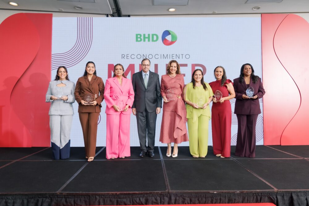 Banco BHD reconoce a siete mujeres por su trayectoria y liderazgo empresarial