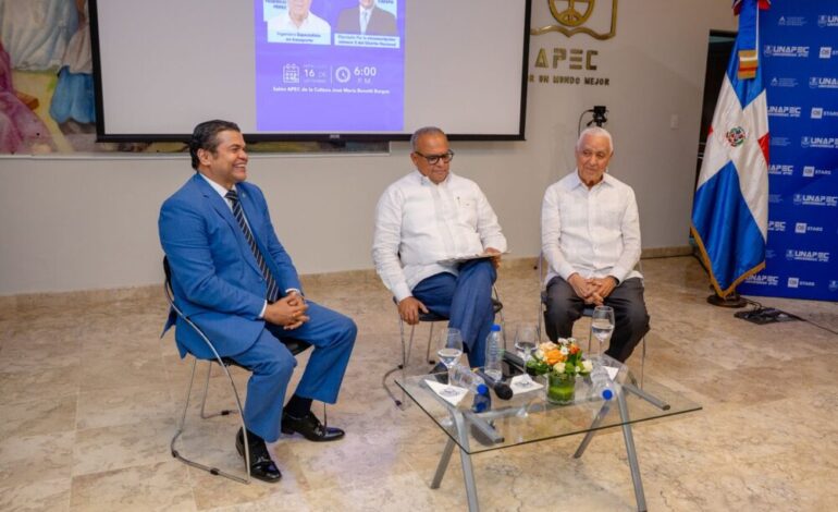 Unapec reúne expertos para analizar los retos del transporte en República Dominicana
