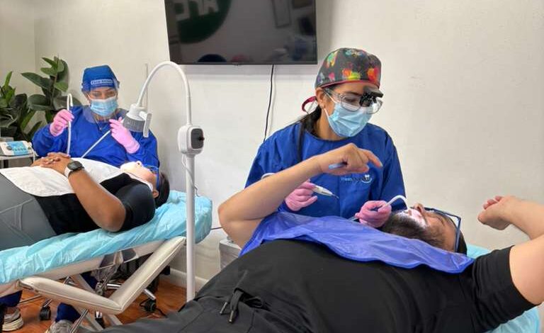 Realizan jornada dental gratuita para migrantes y personas de bajos recursos en Miami