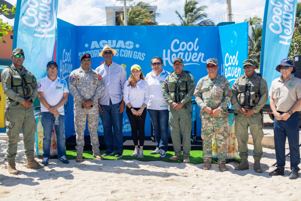 ISM retira más de 3,500 libras de desechos de playas de Montecristi