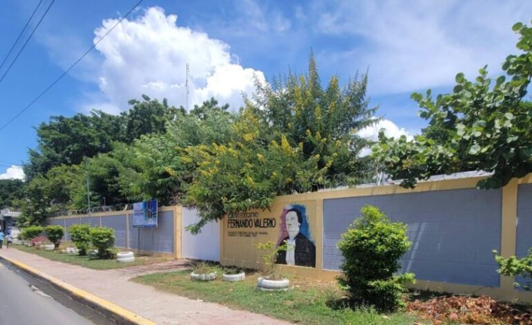 Estudiantes se intoxican tras consumir leche escolar en Santiago