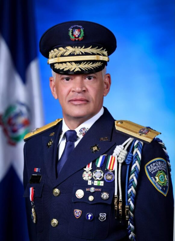 Policía advierte: “Vamos a buscar” a los delincuentes