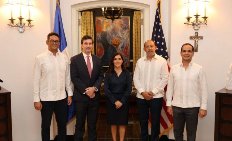 Sistema 911 fortalece cooperación tecnológica con Estados Unidos