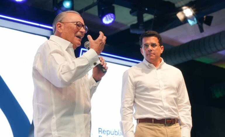 Frank Rainieri recibe reconocimiento por transformar a Punta Cana