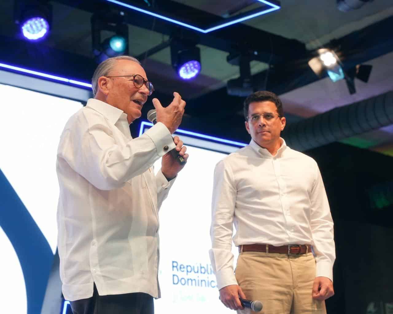 Frank Rainieri recibe reconocimiento por transformar a Punta Cana