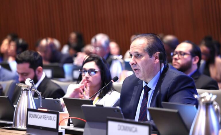 Víctor Atallah participa en Consejo Directivo de la OPS en Washington