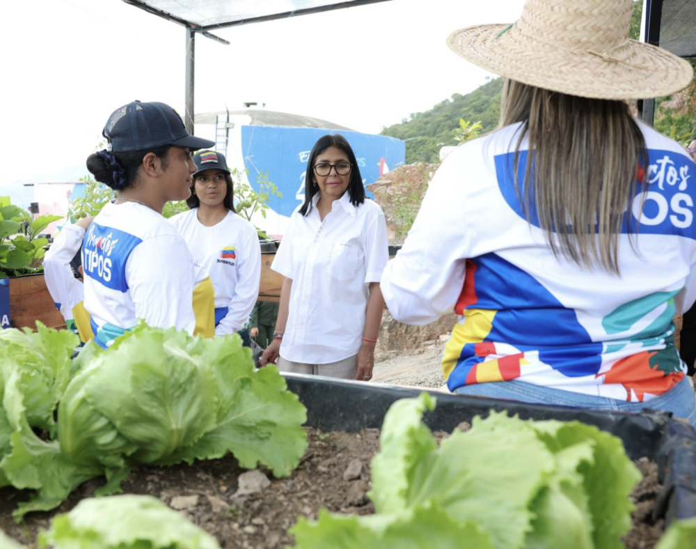 Delcy Rodríguez supervisa proyectos agropecuarios impulsados por jóvenes en Caracas