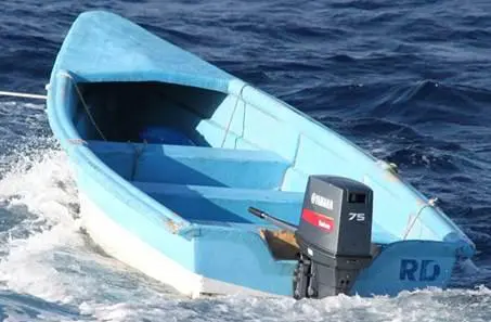 Naufragio en isla de Mona deja dos muertos y más de 15 desaparecidos
