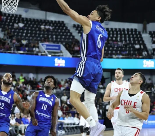 República Dominicana aplasta a Chile 101-66 y queda a un paso del Mundial de Catar 2027
