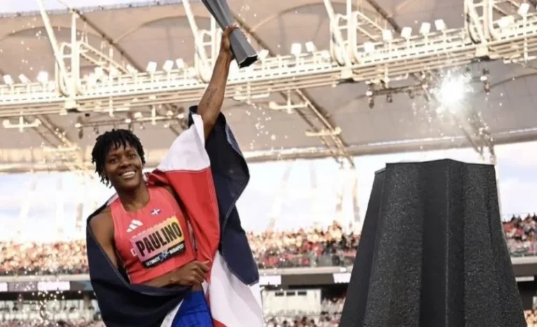 Marileidy Paulino gana los 400 metros y vuelve a poner a RD en la cima mundial