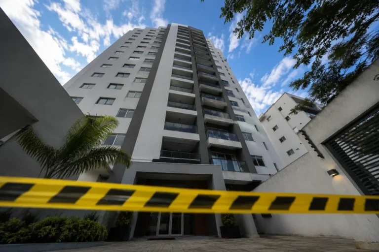 Adolescente muere tras caer de un décimo piso