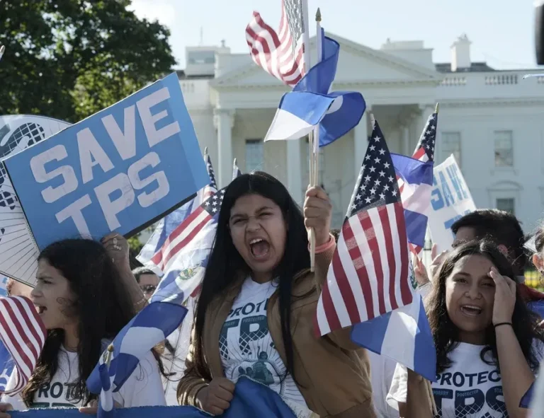 Más de 170 mil salvadoreños enfrentan el fin del TPS y el riesgo de ser deportados de EE.UU.