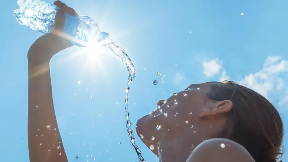 Calor y aguaceros marcarán el domingo en RD