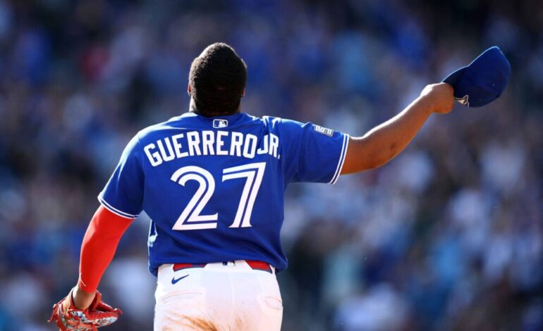 Vladimir Guerrero Jr. rompe el silencio de su bate y vuelve a jonronear en Toronto