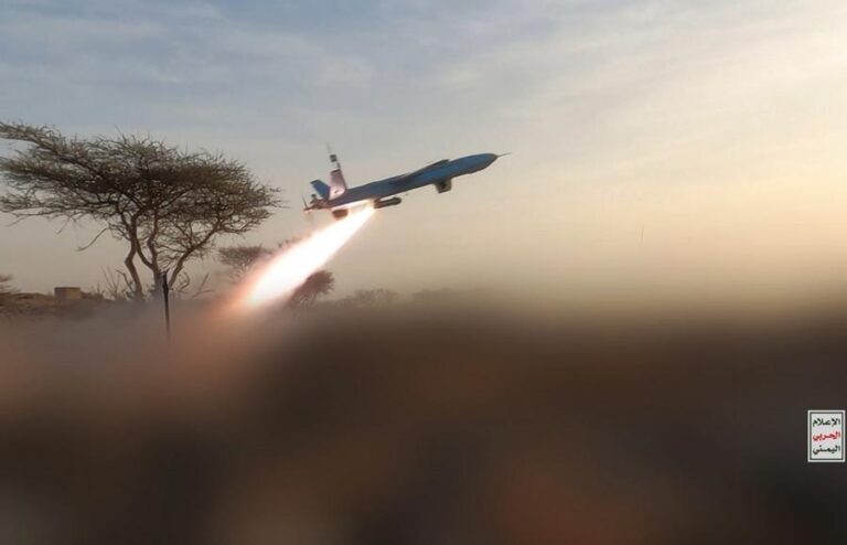 Más de 117 muertos en cuatro días de combates entre Gobierno y hutíes en Yemen