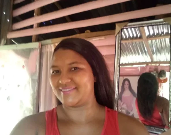 Matan a machetazos a mujer en Bayaguana; buscan a su expareja