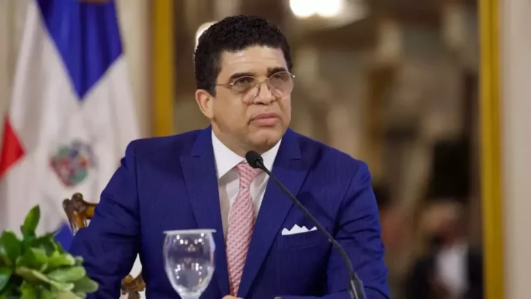 Dío Astacio: RD$5,000 por tirar basura en SDE